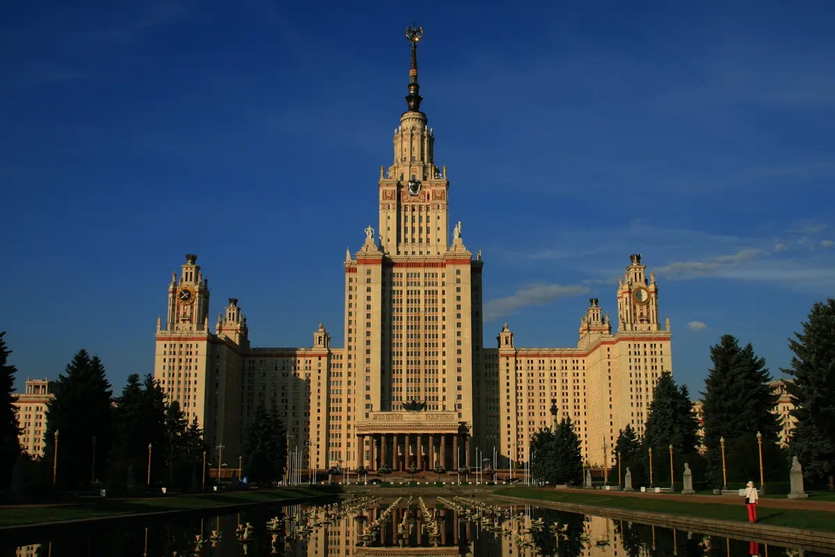 莫斯科大学留学费用要多少